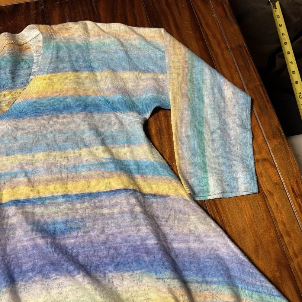 Nally & Millie Abstract Stripe Sweater V-Neck Blue Yellow Beach Asymmetric Hem M